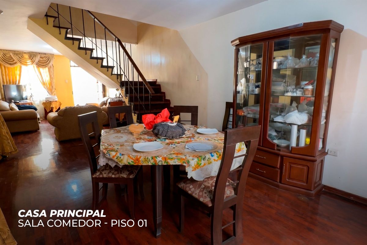 Casa de 3 pisos en Las Quintanas