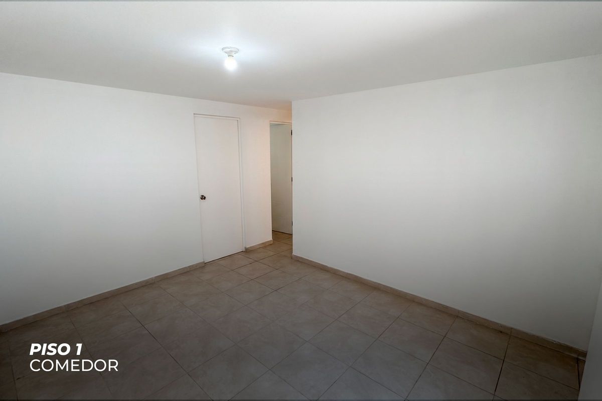 Casa amplia en Sol de las Delicias